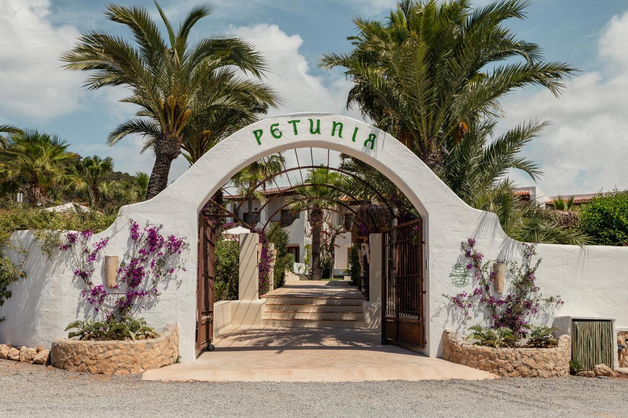Petunia Ibiza, A Beaumier Hotel (Adults Only) Cala Vadella  Exterior photo